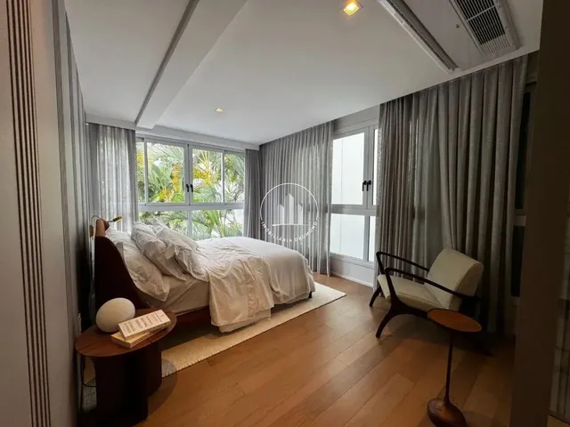 Imagem 5: Apartamento 4 Quartos com 4 Suítes e 219M² - Centro