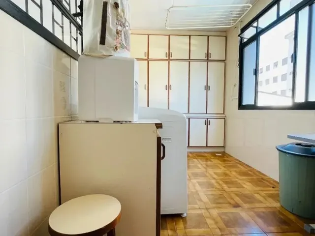 Imagem 4: Casa 5 Quartos com 2 Suítes e 395M² - Centro