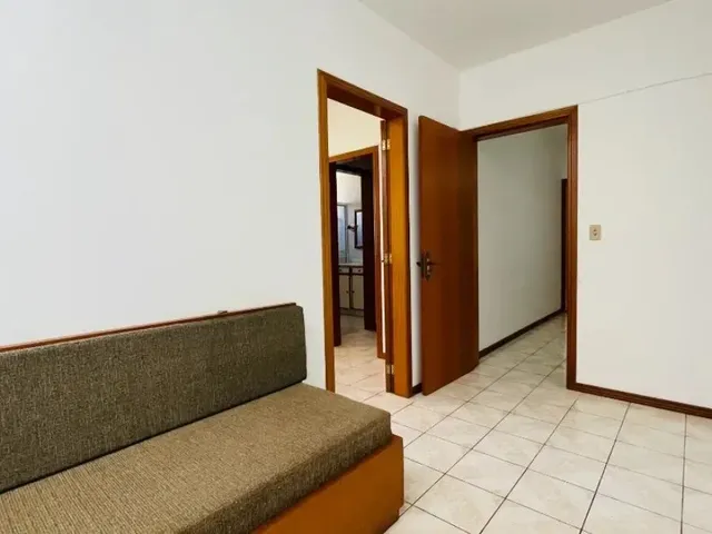 Imagem 2: Casa 5 Quartos com 2 Suítes e 395M² - Centro