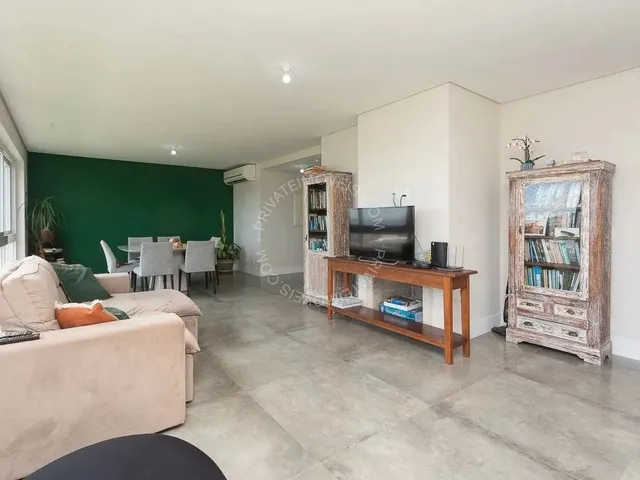 Imagem 5: Apartamento Mobiliado para Alugar no Rio Branco com 4 Quartos (3 Suítes
