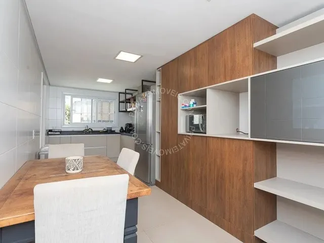 Imagem 13: Apartamento Mobiliado para Alugar no Rio Branco com 4 Quartos (3 Suítes