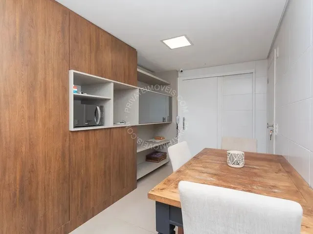 Imagem 4: Apartamento Mobiliado para Alugar no Rio Branco com 4 Quartos (3 Suítes
