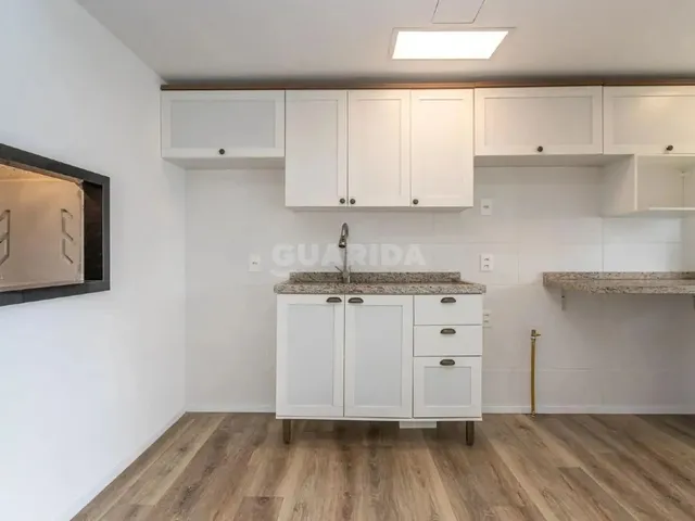 Imagem 13: Apartamento Novo de 2 Dormitórios, Sendo 1 Suíte no Bairro Moinhos de Vento, com Vaga