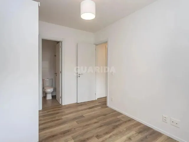 Imagem 16: Apartamento Novo de 2 Dormitórios, Sendo 1 Suíte no Bairro Moinhos de Vento, com Vaga