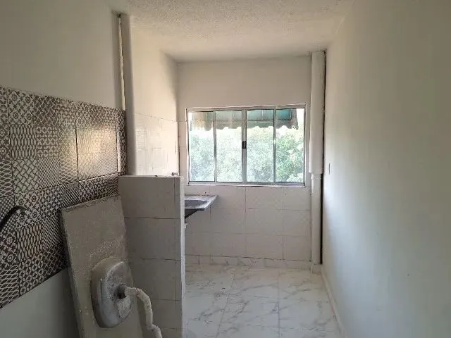 Imagem: O apartamento possui 2 Dormitórios, 1 Banheiro e está
