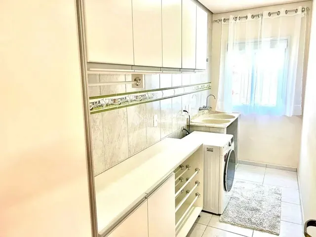 Imagem 3: Imóvel para Aluguel Possui 200 Metros Quadrados com 3 Quartos