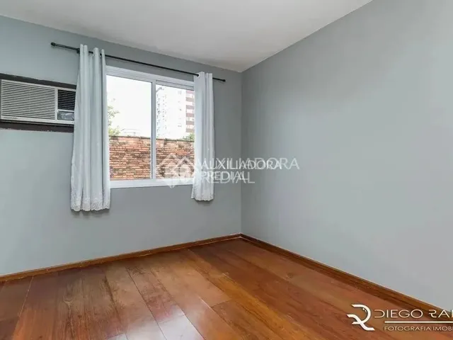 Imagem 11: Apartamento 2 Dormitórios para Aluguel no Jardim Botânico - Próximo À Pucrs