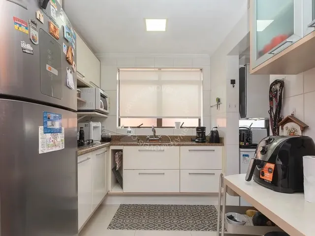 Imagem 14: Cobertura Mobiliada para Alugar no Petrópolis com 3 Quartos (1 Suíte
