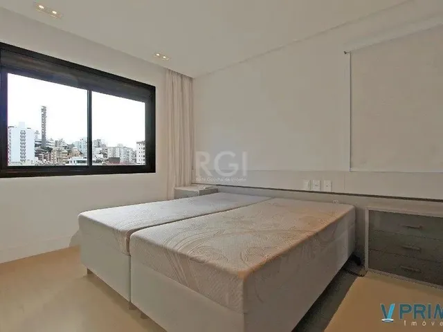 Imagem 4: Aluga-Se Apartamento com 2 Suítes, Sacada com Churrasqueira, 2 Vagas - Petrópoli