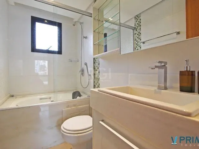 Imagem 16: Aluga-Se Apartamento com 2 Suítes, Sacada com Churrasqueira, 2 Vagas - Petrópoli
