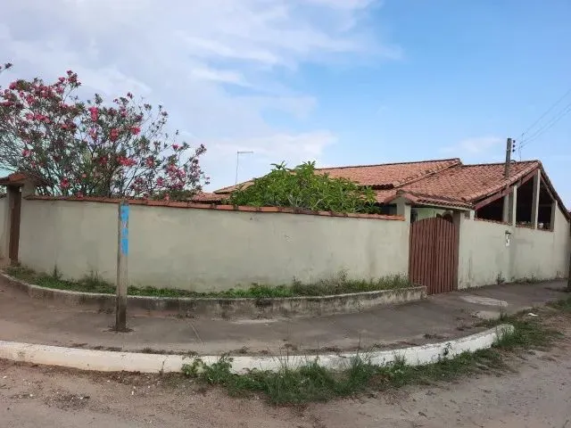 Imagem 1: Saquarema - Jaconé - Casa 3 Quartos 2 Suítes - Rua 13 - 444 M2 - 100 Metros da Praia