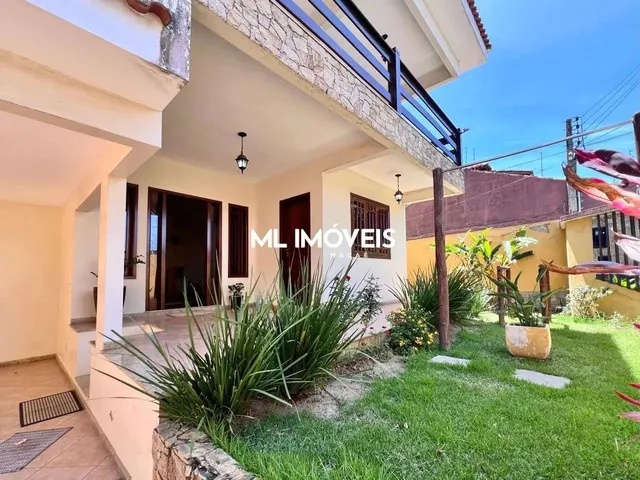 Imagem: Casa À Venda, 3 Quartos, 1 Suíte, 4 Vagas