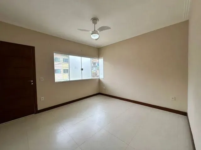 Imagem 11: Ótimo Duplex Três Quartos Sendo Um Suíte, Frente para o Nascente. Jardim Vitória