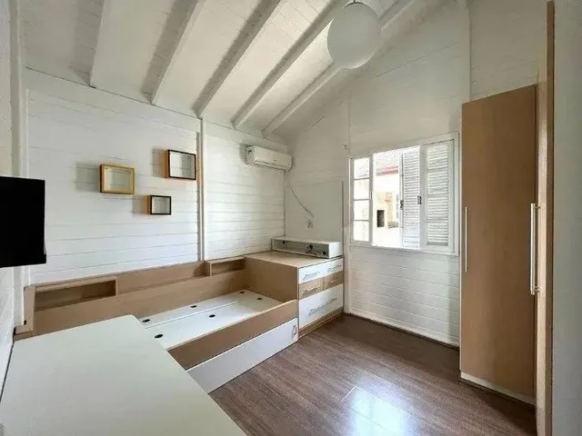 Imagem 2: Casa de 2 Quartos Semi Mobiliada no Campeche