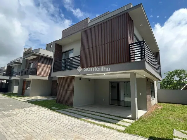 Imagem: Casa com 3 Dormitórios À Venda e para