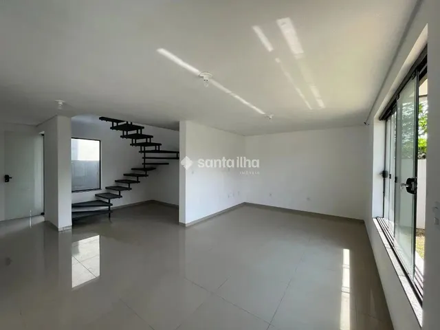 Imagem 14: Casa com 3 Dormitórios À Venda e para Alugar, 198M² - Campeche - Florianópolis/Sc