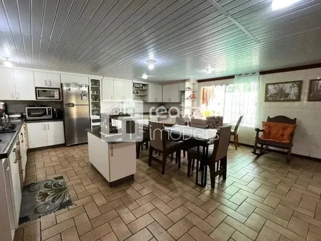 Imagem 3: Casa 4 Quartos no Bairro Rio Tavares - Florianópolis