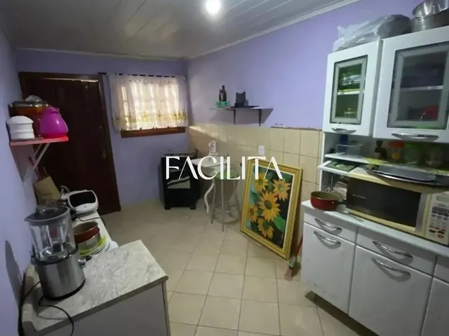 Imagem 3: Casa com 3 Quartos no Bairro Carianos, Florianópolis