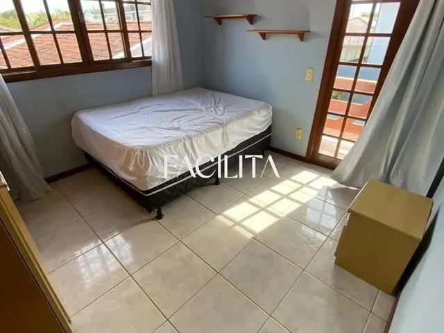 Imagem 8: Casa com 3 Quartos no Bairro Carianos, Florianópolis