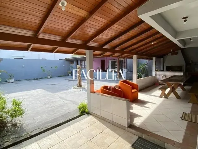 Imagem 13: Casa com 3 Quartos no Bairro Carianos, Florianópolis