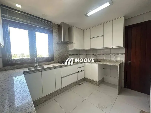 Imagem 2: Cobertura com 3 Dormitórios À Venda, 211 M² por R$ 500.000,00 - Vila Imbui