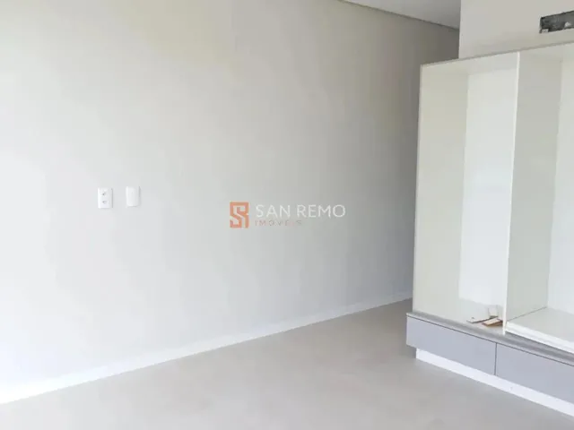 Imagem 2: Rio Tavares Casa com 3 dormitórios