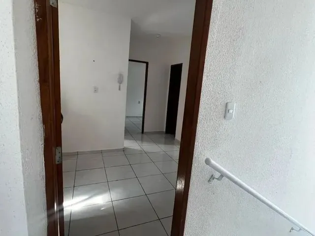 Imagem 10: Imóvel para Aluguel Possui 64 Metros Quadrados com 2 Quartos em Caracanga - Itaitinga