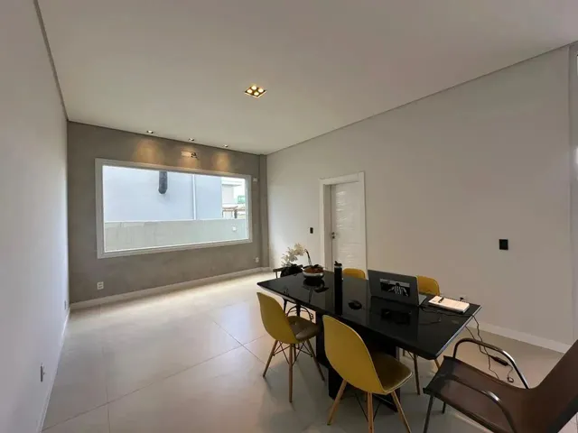 Imagem 15: Casa Alto Padrão com 320M de 4 Quartos Sendo 2 Suítes em Condomínio com Infra No