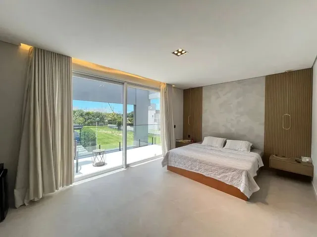 Imagem 2: Casa Alto Padrão com 320M de 4 Quartos Sendo 2 Suítes em Condomínio com Infra No