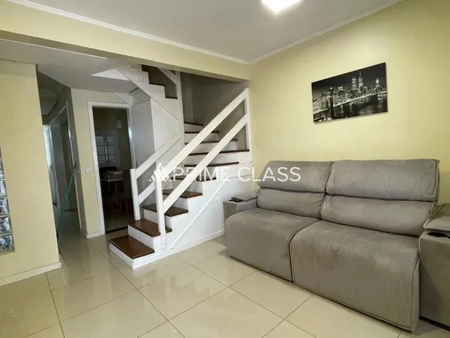 Imagem 1: Casa Sobrado com 3 Dormitórios no Bairro Rio Branco Canoas/Rs