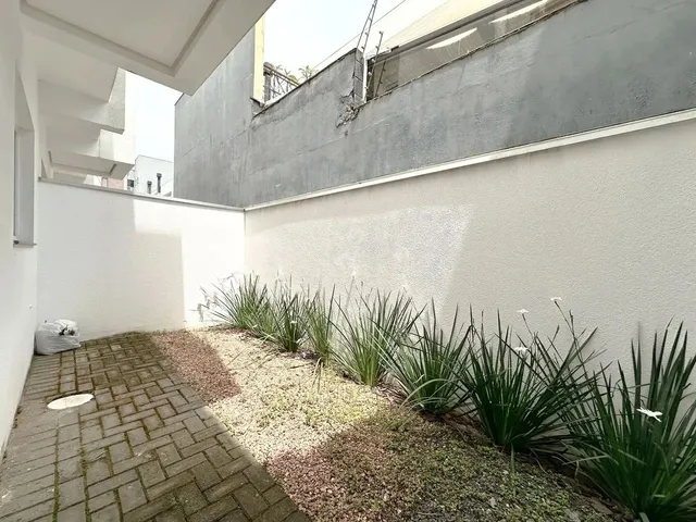 Imagem 4: Casa Sobrado no Bairro Moinhos de Vento com 3 Dormitórios, Suíte, Closet, Suíte