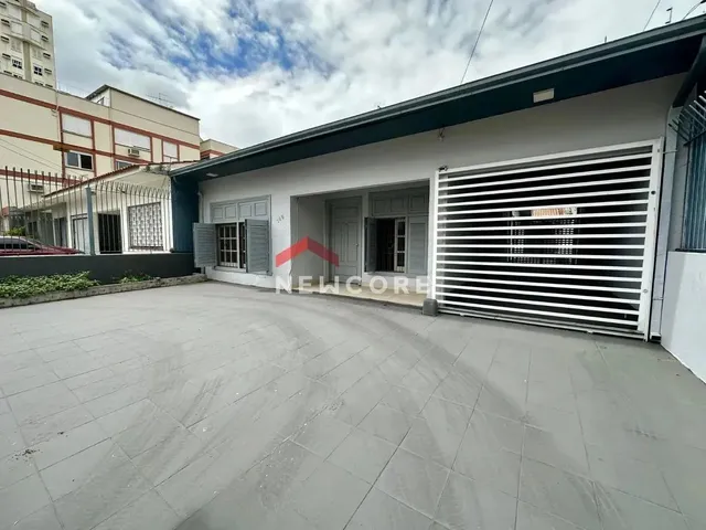 Imagem: Casa em Rua Alberto Torres - Centro - Canoas/Rs