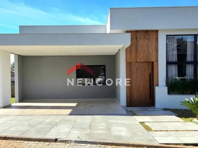 Imagem: Casa de Condomínio em Rua Tancredo Neves