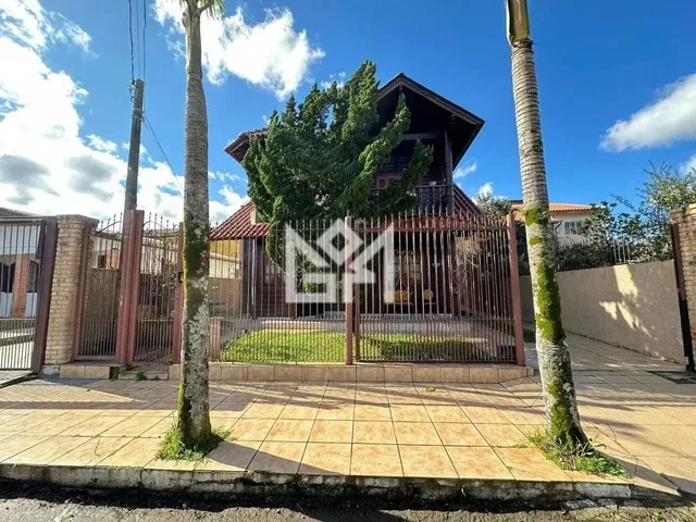 Imagem: Casa com Área Gourmet e 4 Quartos no Centro