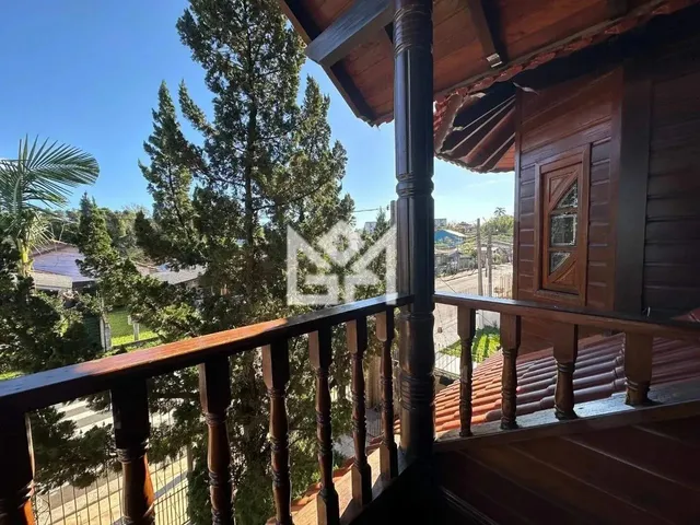 Imagem 2: Casa com Área Gourmet e 4 Quartos no Centro de Gravataí