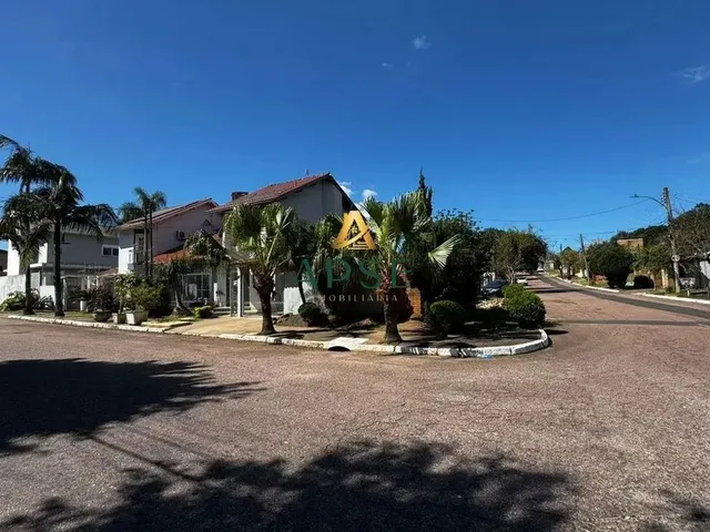 Imagem 2: Sobrado Mobiliado À Venda com 2 Quartos 2 Suites, Canoas, Bairro Nsa das Graças