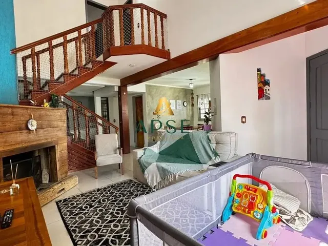 Imagem 13: Sobrado Mobiliado À Venda com 2 Quartos 2 Suites, Canoas, Bairro Nsa das Graças