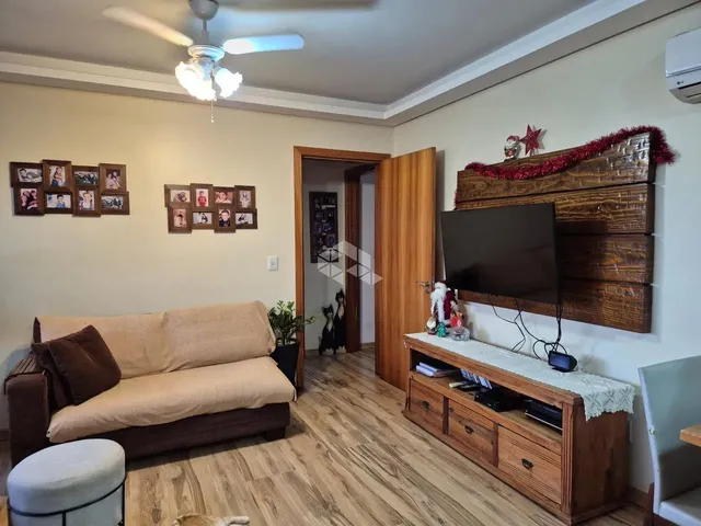 Imagem 2: Apartamento de 2 Dormitorios, Sendo 1 Suite, Sacada Fechada e Garagem Coberta e Escriturad