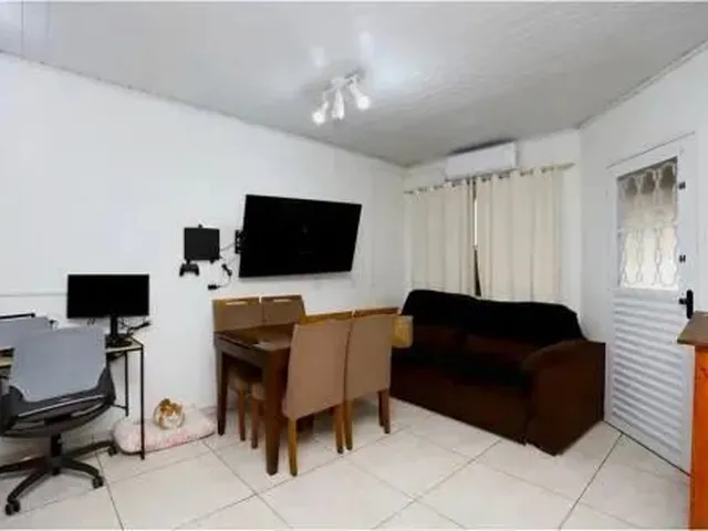 Imagem: Casa com 2 Dormitorio(S) Localizado(A) no