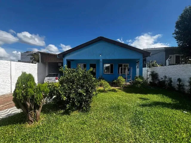 Imagem: Ótima Casa C/Amplo Terreno, 3Dorm e Salão