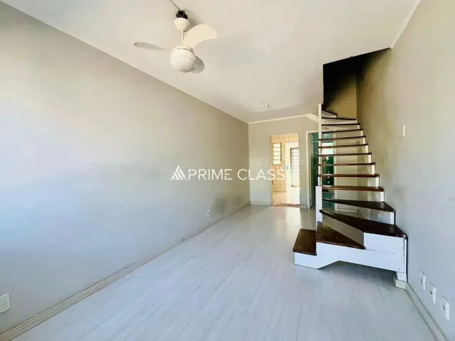 Imagem: Sobrado 2 Dormitórios - Bairro Rio Branco