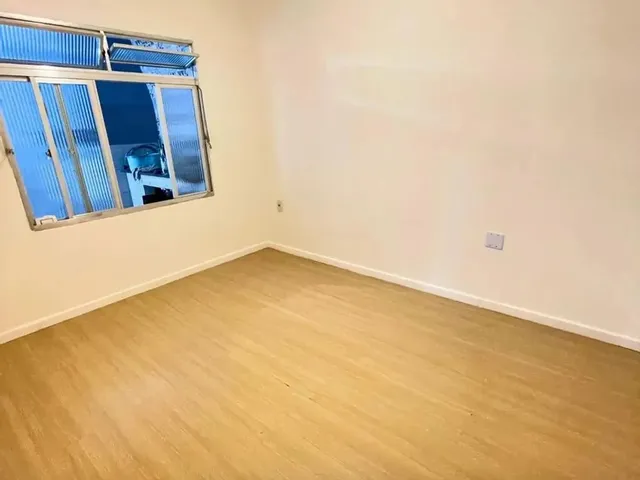 Imagem 7: Casa À Venda em Cachoeirinha, Parque da Matriz, com 3 Quartos, com 160 M²
