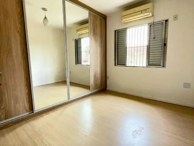 Imagem 5: Casa À Venda em Cachoeirinha, Parque da Matriz, com 3 Quartos, com 160 M²
