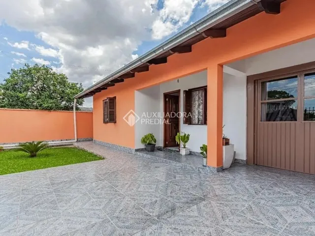 Imagem: Casa com 4 Quartos no Bairro Bom Sucesso