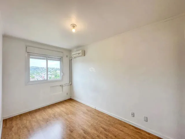 Imagem 12: Apartamento 2 Dormitorios, Sacada, Semi-Mobiliado e 1 Vaga de Garagem. Bairro Vila Rosa Em
