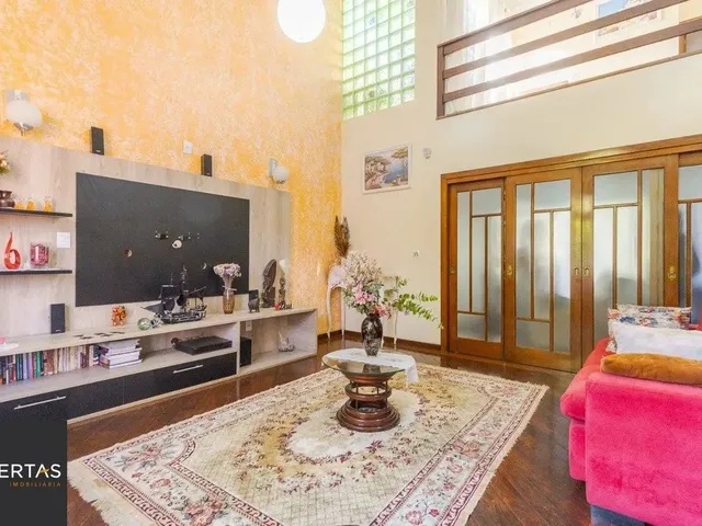 Imagem 12: Casa de 297M² no Centro de Canoas, com 3 Quartos, 1 Suíte e 3 Vagas de Garagem