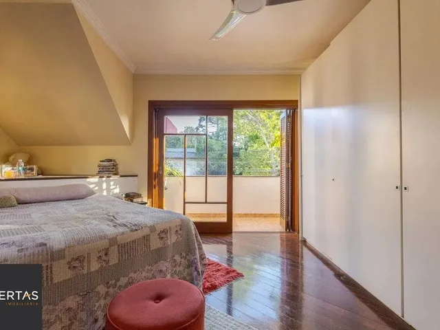 Imagem 16: Casa de 297M² no Centro de Canoas, com 3 Quartos, 1 Suíte e 3 Vagas de Garagem