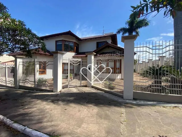 Imagem: Elegância e Conforto Casa com Piscina