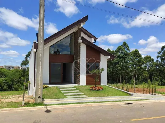 Imagem 12: Casa Estilo Serra com 3 Dormitórios À Venda em Condomínio Exclusivo no Centro De