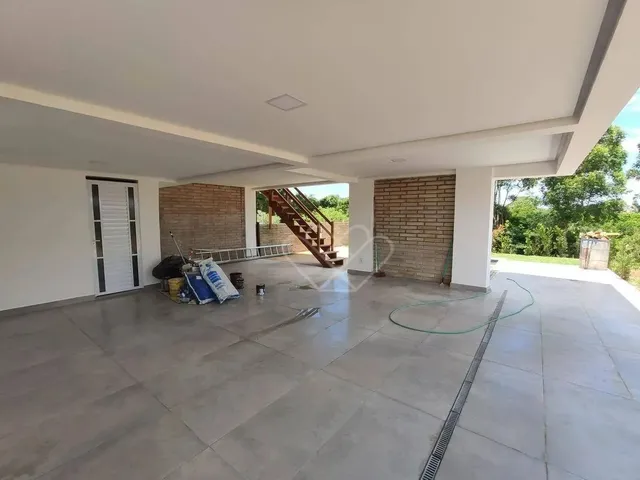 Imagem 7: Casa Estilo Serra com 3 Dormitórios À Venda em Condomínio Exclusivo no Centro De